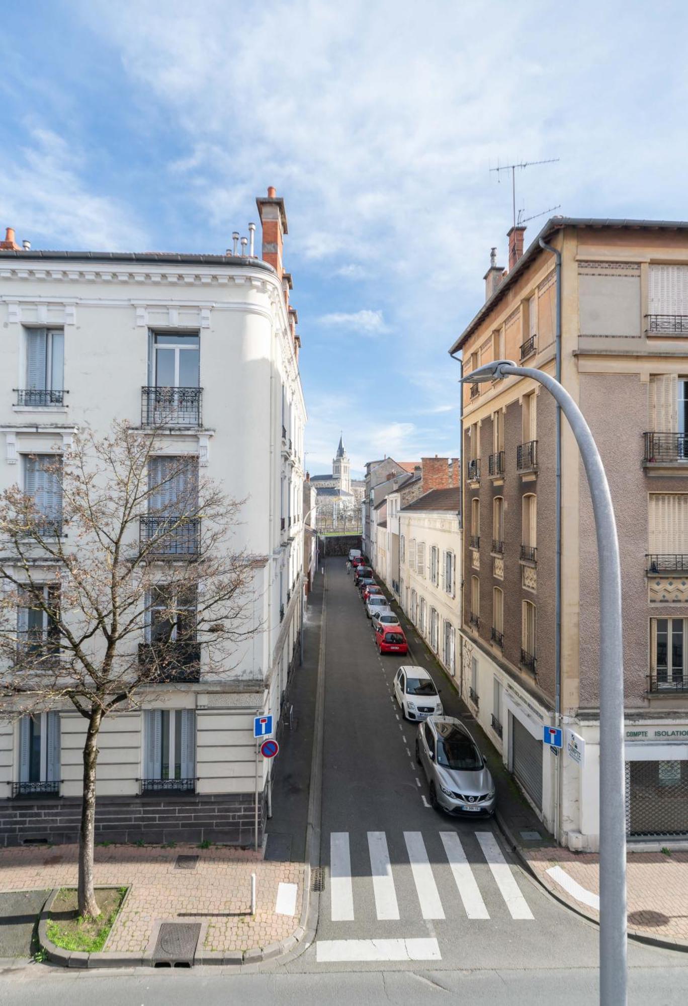 Les Stins - Appartements Climatises - Centre Ville Vichy Buitenkant foto