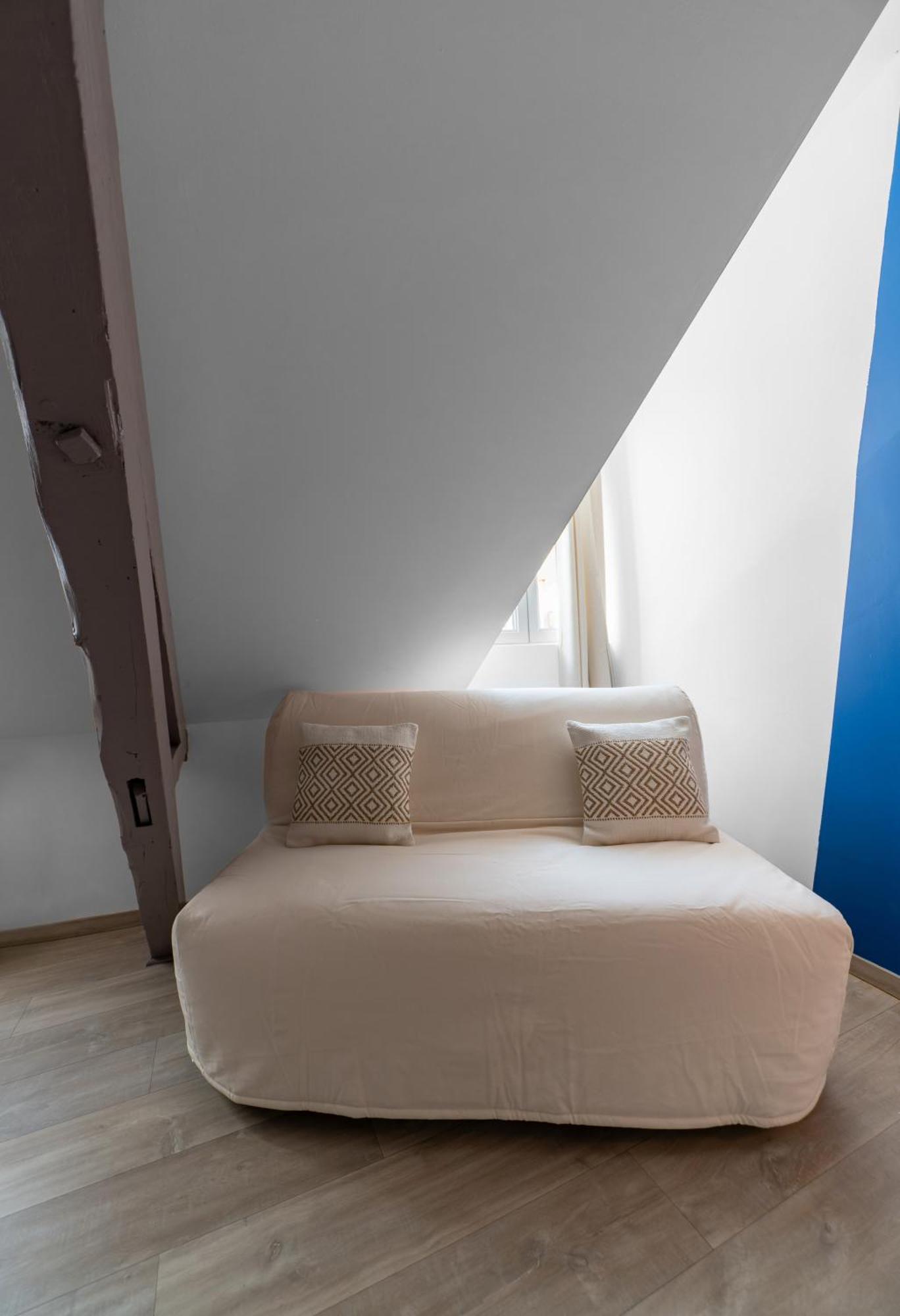 Les Stins - Appartements Climatises - Centre Ville Vichy Buitenkant foto